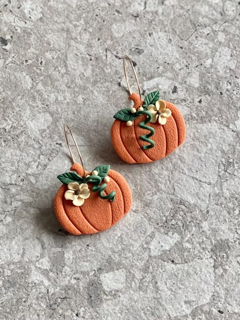 Pumpkin Spice and All Things Nice Polymer Clay Halloween - Etsy Floral Pumpkin Clay Earrings, Fox Earrings Polymer Clay, Polymer Clay Earrings New Year, Colourful Clay Earrings, Polymer Halloween Earrings, Clay Earrings Inspiration, Pumpkin Earrings Clay, Funny Polymer Clay Earrings, Spooky Polymer Clay Earrings