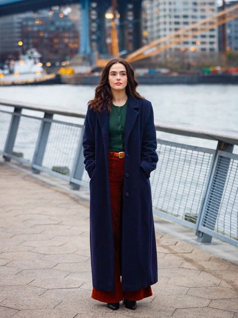 Jewel Tone Outfits Fall, Deep Winter Summer Outfits, Teal Blue Outfit, Deep Winter Outfits, Sultry Winter, 90s Winter, Zoey Deutch, Dark Autumn, What To Wear Today