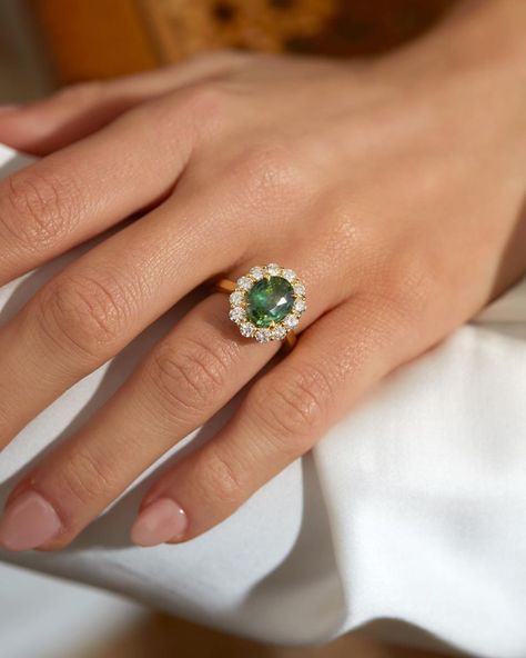 Kwiat Emerald Ring, Green Emerald Fusion Ring, Fusion Style Emerald Gemstone Jewelry, Luxury Green Topaz Gemstone Ring, Fenton Emerald Ring, Oval Cut Ring, Custom Jewellery, Bespoke Engagement Ring, Gemstone Jewellery