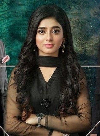 Sehar khan #seharkhan #actress #models #pakistaniactress #fashion #pakistanfashion Saher Khan, Sehar Khan, Pakistan Dress, Girl Dps, Pak Drama, Girls Boys Dp, Crush Pics, Ayeza Khan, Pakistani Celebrities