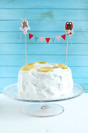 7-Minute Frosting Sour Cream Angel Food Cake Recipe, 7 Minute Icing, Boiled Frosting, Cakes For Easter, Seven Minute Frosting, 7 Minute Frosting, Holiday Deserts, Lemon Chiffon Cake, Coconut Cakes