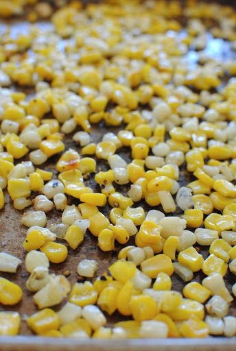 Try Oven Roasted Corn off the cob! You'll just need Serves 2-4, 2 cups raw sweet corn kernels (from about 4 ears, any color), Extra-virgin olive oil, Sea... Corn In The Oven, Oven Roasted Corn, Easy Vegetable Side Dishes, How To Cook Corn, Bbq Shrimp, Canned Corn, Roasted Corn, Avon Products, Corn Recipes