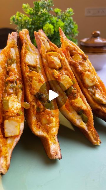 Mysterious Fooding on Instagram: "Try This Sandwich😋  #sandwich #paneersandwich #mysteriousfooding" Panner Sandwich Video, Sandwich Recipes Vegetarian Indian, Veg Sandwich Recipes Indian, Food Receipt Easy Recipes, Indian Sandwich Recipes, Paneer Sandwich Recipe, Sandwich Recipes Indian, Paneer Sandwich, Vegetarian Sandwich Recipes