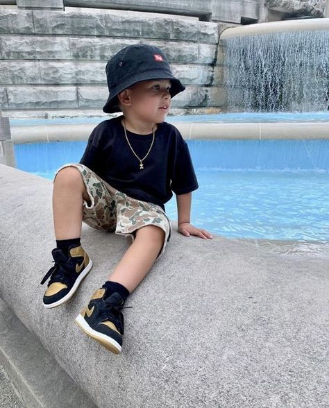 Very nice everything in order Toddler Boy Outfits Summer, Kids Outfits Boys Summer, Trueno Y Nicki Nicole, Trueno Y Nicki, Toddler Boy Summer Outfits, Toddler Summer Outfits, Toddler Boy Summer, Baby Boy Outfits Swag