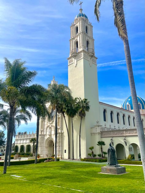 University Of San Diego Aesthetic, San Diego University Aesthetic, San Diego State University Aesthetic, Usd Aesthetic, San Diego University, College Manifestations, Cathedral Aesthetic, San Diego Aesthetic, University Of California San Diego