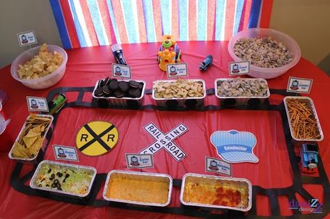 Thomas the Train Birthday Party Decorations - Food lined up to look like a train Train Birthday Party Food, Train Birthday Party Ideas, Train Birthday Party Decorations, Train Theme Party, Thomas Train Birthday, Party Food Table, Train Baby Shower, Chugga Chugga Two Two, Train Theme Birthday Party