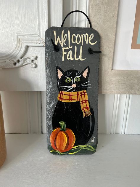 Porch Signs Fall, Slate Painting, Porch Leaners, Fence Signs, Fall Cat, Fall Cats, Fall Porch Decor, Fall Wood Signs, Fall Door Hanger