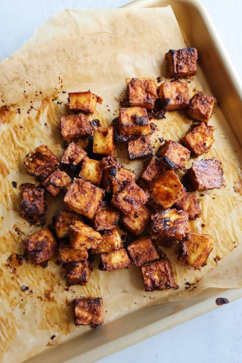 Crispy Baked Tofu - Something Nutritious Spicy Salmon Sushi, Crispy Baked Tofu, Tofu Wraps, Amazing Vegetarian Recipes, Meatless Mains, Tofu Pudding, Grocery Staples, Shawarma Spices, Main Salad