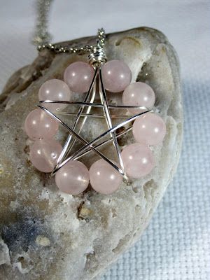 Wire wrapped pentacle in rose quartz. Pentagram Wire Wrap Tutorial, Pentagram Wire Wrap, Pentacle Necklace Aesthetic, Spiritual Rose Quartz Wire Wrapped Necklace, Tree Hugging, Craft Challenge, Spiritual Wire-wrapped Metal Crystal Necklace, Mystical Jewelry, Diy Jewelry Rings