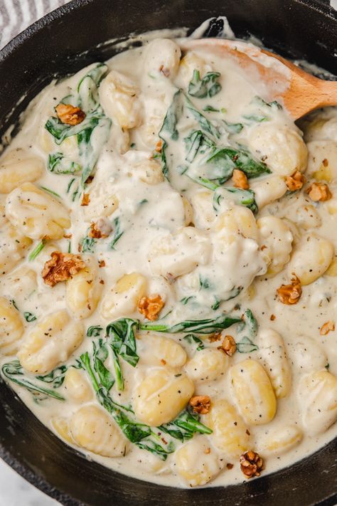 Pear Gorgonzola Gnocchi, Gorgonzola Cream Sauce Gnocchi, Trader Joe’s Gorgonzola Gnocchi, Gorgonzola Pasta Recipes, Trader Joe’s Gorgonzola Gnocchi Recipes, Gorgonzola Gnocchi Recipes, Gnocchi With Gorgonzola Cream Sauce, Gorgonzola Gnocchi Recipes Trader Joes, Gnocchi Gorgonzola Sauce