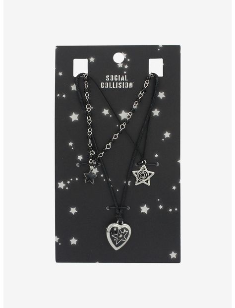 Social Collision Star Heart Necklace Set | Hot Topic Grunge Necklaces, Accesorios Aesthetic, Trio Necklace, Grunge Jewelry, Diy Clothes Design, Band Merchandise, Matching Jewelry, Amazing Outfits, Star Jewelry