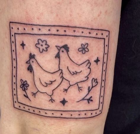 Small Town Tattoo Ideas, Polish Chicken Tattoo, Chicken Flower Tattoo, Traditional Chicken Tattoo, Cute Chicken Tattoo, Chicken Tattoos For Women, Cute Funny Tattoos, Small Chicken Tattoo, Chicken Tattoo Ideas