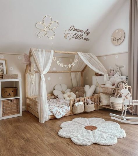 34 Kids Room Decor Ideas: Inspiring Designs for Playful Spaces - placeideal.com Kids Room Decor Ideas, Kids Rooms Inspo, Girls Room Design, Toddler Bedroom Girl, Big Girl Bedrooms, Toddler Girl Room, Toddler Room Decor, Kids Bedroom Inspiration