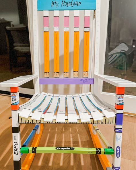 Got to paint another rocking chair this week! Super fun and loved working with this customer! I hope her daughter likes this chair for her new classroom as much as I enjoyed painting it! 🎨🪑🖌️🧑🏻‍🎨 https://theartistnextdoornc.etsy.com/listing/1684037716 #Theartistnextdoor #watercolor #momswhopaint #creatormom #watercolorist #paintmakeseverythingbetter #classroomcbair #sharechair #elementaryteacher #art #paintedfurniture #diy #upcycling #raleigh #theartistnextdoornc #etsyshop #etsysellersofins... Teacher Rocking Chair Painted Diy, Teacher Rocking Chair Painted, Teacher Rocking Chair, Classroom Rocking Chair, Teacher Rocking Chairs, Share Chair, Teacher Chairs, Painting Teacher, My Future Job