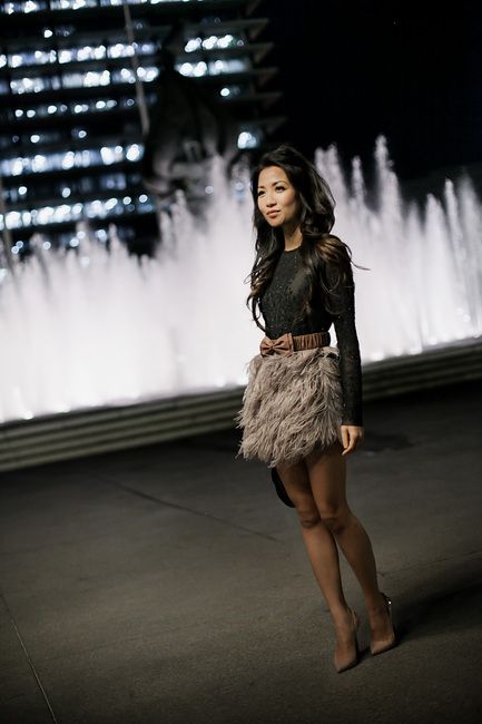 Black Swan :: Caviar beads Ostrich Feather Skirt Outfit, Feather Skirt Outfit, Ostrich Feather Skirt, Look Working Girl, Shop Skirt, Wendy's Lookbook, 일본 패션, Feather Skirt, Lady Like