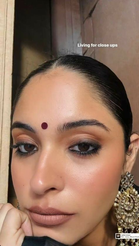 Indian Makeup Looks, Subtle Makeup, Dope Makeup, Indian Makeup, Makeup Eye Looks, Asian Eye Makeup, Dark Makeup, Soft Makeup, Makeup Looks Tutorial