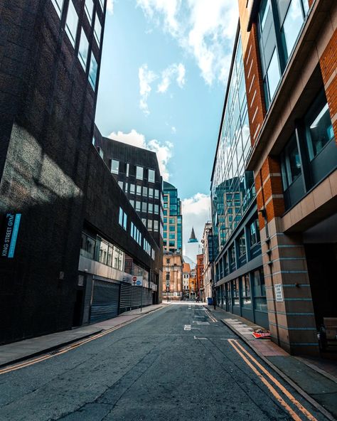 I recently got a 16mm lens, I'll be using it a lot for landscape and astro photography but I also loved taking it around town the other day! The wide angle gives such a nice perspective and creates great leading lines in the shot. What do you think of the look? Or do you prefer zoomed in images? Let me know in the comments! . . . . . #manchesterphotographyclub #manchesterphotographer #urbanshots #toprepostme #igersmcr #streetpic #ig_streetphotography #igersuk #streetphotos #streetvision #stre... Camera Shots And Angles, Astro Photography, Key Photography, Leading Lines, Photography Club, The Shot, Photo Tips, Wide Angle, Being Used