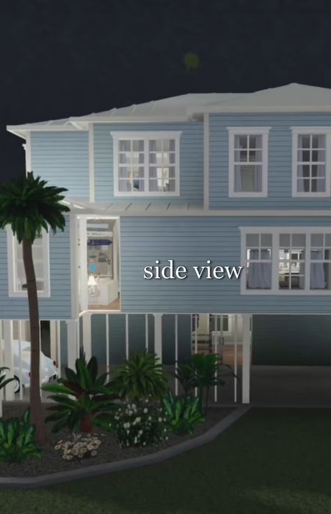 Beachy Bloxburg Builds, Costal Blocksburg House, Realistic Coastal Bloxburg House, Bloxburg Balcony, Summer Beach House Bloxburg, Blue Beach House Bloxburg, Realistic Bloxburg House Costal, Bloxburg Summer House Ideas, Beach House Layout