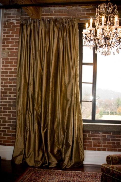 SCALAMANDRE SHANGRI-LA Brown Silk Fabric 10 Yards - Etsy Portugal Brown Silk Fabric, Silk Drapes, Southern Cottage, Silk Dupioni, Silk Curtains, Custom Drapes, Drapery Panels, Velvet Curtains, Shangri La