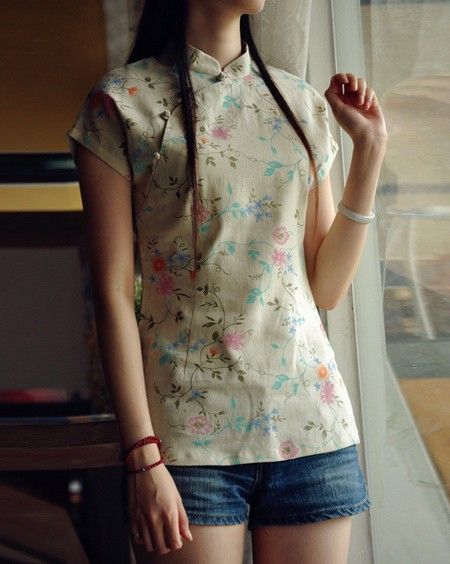 Green Floral Short Sleeve Chinese Qipao / Cheongsam Shirt Cheongsam Shirt Outfit, Qipao Top Modern, Chinese Blouse Outfit, Chinese Shirt Outfit, Modern Cheongsam Top, Qipao Shirt, Cheongsam Shirt, Qipao Top, Chinese Blouse