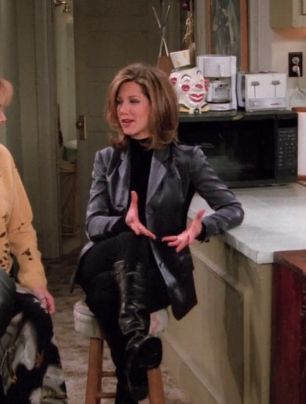 Winter 90s Outfits Rachel Green, Friends Season One Outfits, Rachel Green Season 10 Outfit, Rachel Green Season 7 Outfits, Friends Winter Outfits 90s, Outfits From Friends Rachel Green, Autumn 90s Outfit, Rachel Green Fashion Outfits, Friends Fall Outfits