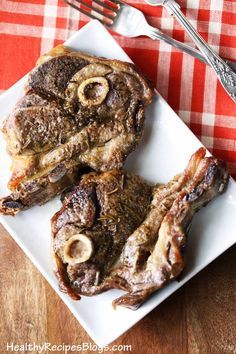 Slow Cooked Lamb Chops, Slow Cooker Recipes Healthy Easy, Oxtail Stew Recipe, Lamb Shoulder Chops, Oxtail Stew, Slow Cooker Lamb, Slow Cooked Meat, Lamb Ribs, Lamb Shoulder