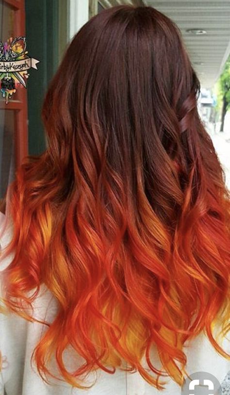 Orange Fall Hair Color, Progression Hair Color, Ombre Fashion Color Hair, Fire Color Hair, Fire Colored Hair, Flame Ombre Hair, Color Dyed Hair Ideas, Orange Hair Dye Ideas, Fire Hair Dye