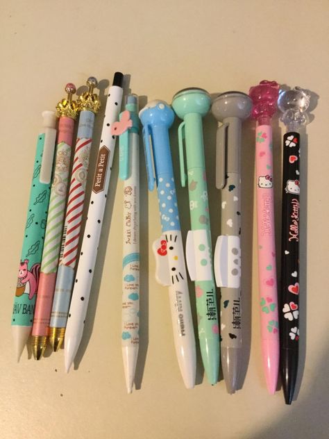 Cute Stuff For School, Cute Things For School, Korean Mechanical Pencils, Cute School Stuff, Aesthetic Pencils, Kawaii Pencils, Cute Mechanical Pencils, Things For School, Cute Pencils