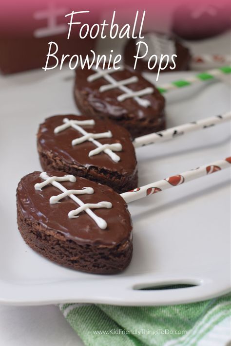 Perfect for Game Day, a sports birthday party, or just for fun. Easy to make and so delicious. These Chocolate Covered Football Brownies would be a great Father’s Day gift. Football Shaped Brownies, Brownie Footballs, Football Brownies, Milk Chocolate Brownies, Football Treats, Brownie Pops, Football Snacks, Sports Birthday Party, Boys Football