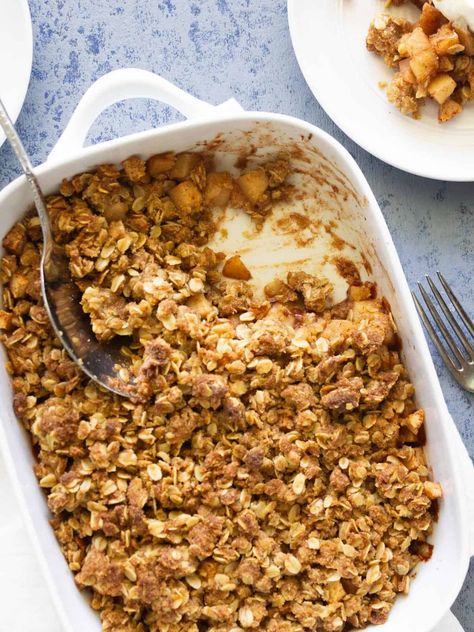 If you are looking for a healthy low sugar apple dessert then this low sugar apple crisp is calling your name. The crumble topping with oats is baked over perfectly spiced apples. It is divine served warm with vanilla ice cream. Apple Crisp With Rolled Oats, Heart Healthy Apple Crisp, Apple Crumble Pie Healthy, Crustless Apple Crisp, Best Apple Crisp Topping, Low Cal Apple Crumble, Low Cal Apple Crisp, Low Fat Apple Crisp, Low Sugar Apple Recipes