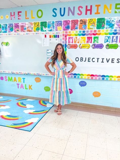 Bright Classroom Themes Elementary, Rainbow Pre K Classroom, Rainbow Classroom Decor Ideas, Rainbow Theme Classroom Decorations, Happy Classroom Theme, Classroom Themes Rainbow, Sunshine And Rainbows Classroom Theme, Preschool Rainbow Theme Classroom, Bright Colored Classroom Theme