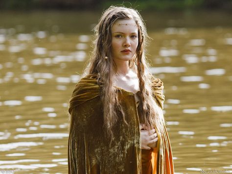 Holiday Granger as Sophia in BBC's Merlin Daena Targaryen, Morgana Le Fay, Holliday Grainger, Arthurian Legend, Bygone Era, Arte Fantasy, Story Inspiration, Marshmallows, Live Action