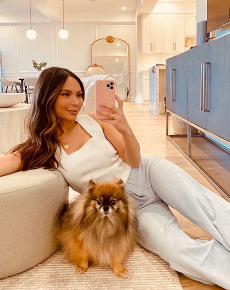 Marianna Hewitt Home, Mariana Hewitt, Marianna Hewitt Style, Being An Influencer, Favorite Coworker, Shortalls Outfit, Marianna Hewitt, Create Content, Photo Editing Apps