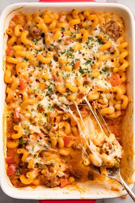 Italian Mac & Cheese Vertical Sausage Pasta Recipes Easy, Italian Fast Food, Fast Food Recipes, Sausage Pasta Recipes, Italian Dinner Recipes, Italian Pasta Dishes, Italian Pasta Recipes, Pasta Salad Italian, Italian Dinner