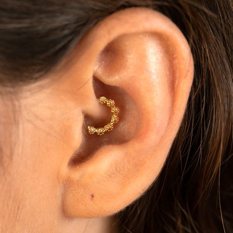 Gold Daith Earring Piercing Daith Daith Jewelry Tragus - Etsy Canada Piercing Tour, Indian Piercing, Piercing Daith, Daith Earring, Tragus Daith, Tragus Ring, Earring Piercing, Daith Jewelry, Daith Piercing Jewelry