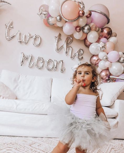 Two The Moon Outfit, Two The Moon Birthday Party Girl, Woodland Birthday Theme, Halloween 1st Birthdays, Two The Moon, Baby Birthday Decorations, Pastel Birthday, Second Birthday Ideas, 2nd Birthday Party Themes