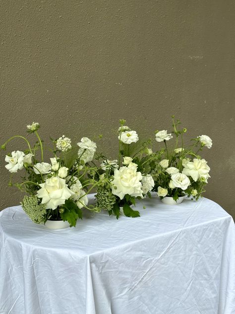 White themed Ikebana inspired vases #whiteflorals #flowers #floralcentrepiece #floralstyling White Ikebana, Green Centerpieces, Green Wedding Flowers, White Flower Arrangements, Ikebana Flower Arrangement, Ikebana Vases, Greek Wedding, Wedding Mood, Floral Centerpieces