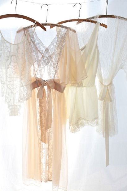 BHLDN Leandra Lace Robe in Bride Bridal Lingerie at BHLDN Bridal Linergie, Fashion Design Inspiration, Lingerie Vintage, Lingerie Inspiration, Lingerie Drawer, Dreamy Dress, Wedding Lingerie, Pretty Lingerie, Bridal Lingerie