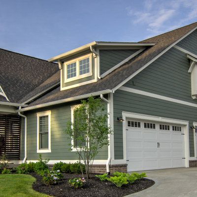 Green Craftsman House Exterior Colors, Rambler Exterior Paint Colors, Exterior Craftsman Colors, Sw Retreat Exterior, Sage Craftsman Exterior, Mountain Sage Exterior, Craftsman House Landscaping, Sage Vinyl Siding House, Green Ranch House Exterior