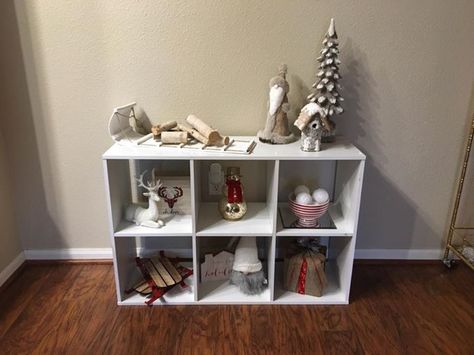 christmas storage cube decor 8 Cube Organizer, Cube Decor, 6 Cube Organizer, Cube Storage Shelves, Organizer Ideas, Storage Cube, Christmas Organization, Cube Shelves, Cube Organizer