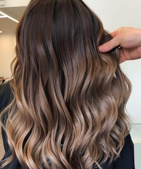 ✨BEST OF BALAYAGE & Hair on Instagram: “Cappuccino Xtra Foam ☕️ By @emrahdemircii #bestofbalayage #showmethebalayage . . . #balayagehair #balayagehighlights #blondebalayage…” Bronde Balayage, Bronde Hair, Brunette Hair With Highlights, Hair Fixing, Balayage Color, Short Wedding Hair, Balayage Brunette, Brown Blonde Hair, Hair Color And Cut