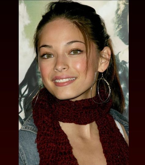 Kristin Kreuk Smallville, Kristen Kreuk, Catherine Chandler, Lana Lang, Laura Vandervoort, Kristin Kreuk, Celebrity Stars, Christina Hendricks, Gal Gadot