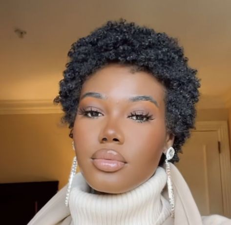 Short Natural 4b Hair, Twa Type 4 Hair, Short Fro Black Women, Short 4c Haircuts Black Women, Pixie 4c Hair, Short Natural Curly Hair 4c, 4c Twa Hairstyles Big Chop, Short Hair Black Women Natural, Short Twa Hairstyles 4c Hair