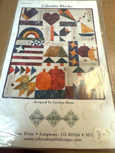 Calendar Month Blocks Quilt Pattern with Buttons NEW Calendar Blocks, Calendar Quilts, Things To Make, Quilt Block Patterns, Monthly Calendar, Pattern Blocks, Quilt Pattern, Quilting Designs, Quilt Blocks