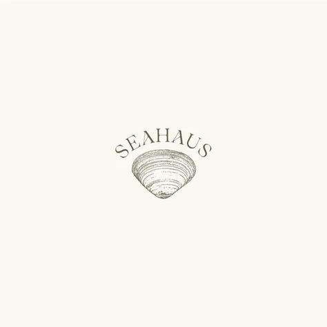 Bakery Logo Inspiration, Logo Inspiration Vintage, Beach Graphics, Beach Logo, House Logo Design, Luxury Beach House, Beach Tattoo, Cleaning Logo, Bakery Logo