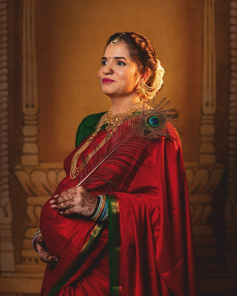 Maternity is a journey to be memorised for a lifetime🤩 Liking, commenting and sharing will be very much appreciated 😁 For Bookings DM or Whatsapp us @+91 9962609796 Shot by @chuppido Shot on @canonindia_official #5dmarkiv @godoxlighting #thephotophiles #momentsinmotherhood #mompreneur #photooftheday #expectingmom #babybump #maternityphotoshoot #healthypregnancy #maternityphotographer #maternityphotosession #babyontheway #best #creative #affordable #maternityphotography #in #chennai #ma... Maternity Shoot At Home Indian, Marathi Maternity Photography, Maternity Photo Shoot Ideas Traditional, Indian Traditional Maternity Photoshoot, Simple Maternity Photoshoot Ideas, Maternity Photography Traditional, Meternati Photo Shoot Indian, Metarnity Photoshoot Indian At Home, Baby Shower Poses Mom