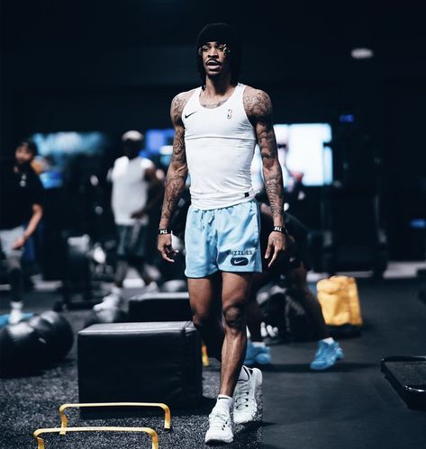 Ja Morant Fashion, Nba Wallpapers Ja Morant, Nba Aesthetic Wallpaper Ja Morant, Ja Morant Giddy, Ja Morant Jersey, Basketball Drip, Vancouver Grizzlies, Ja Morant Style, Basketball Game Outfit