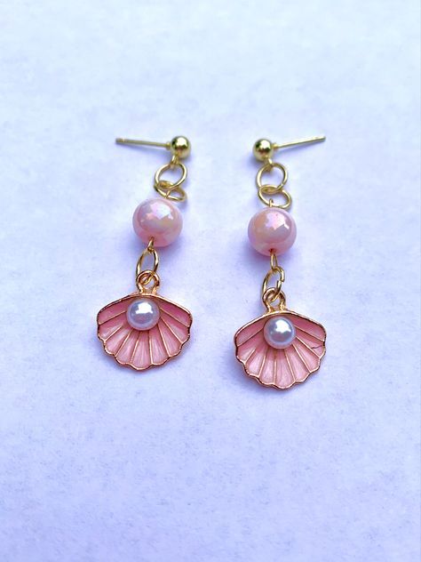 Mermaid Inspired Jewelry, Sea Themed Jewelry, Mermaid Jewelry Aesthetic, Mermaid Inspired Outfits, Sea Shell Earrings, Mermaid Accessories, Sea Earrings, Ocean Earrings, Bead Drop Earrings