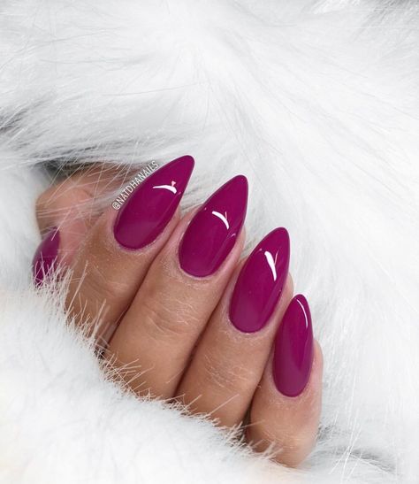 Dark Pink Purple Nails, Fuschia Almond Nails, Magenta And Blue Nails, Fusha Color Nails, Dark Fuschia Nails, Magenta Almond Nails, Cerise Pink Nails, Magenta Nails Acrylic, Dark Magenta Nails