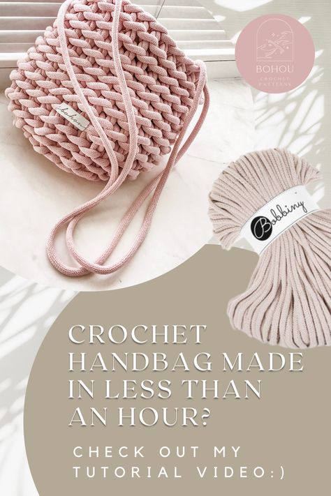 Beginner Crochet Projects Step By Step Video Tutorials, Diy Crochet Bag Tutorial, Quick Crochet Bag, Crochet Chunky Bag, Beginner Crochet Bag, Diy Purse Tutorial, Chunky Crochet Bag, Crochet Bag Tutorial, Trendy Handbag